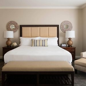 Zimmer mit Kingsize-Bett